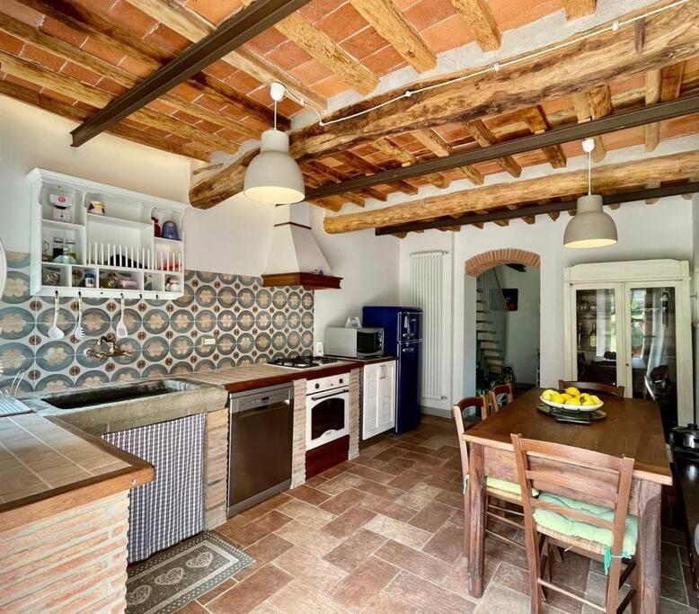 Intero Alloggio Campagna Lucca Capannori Bagian luar foto